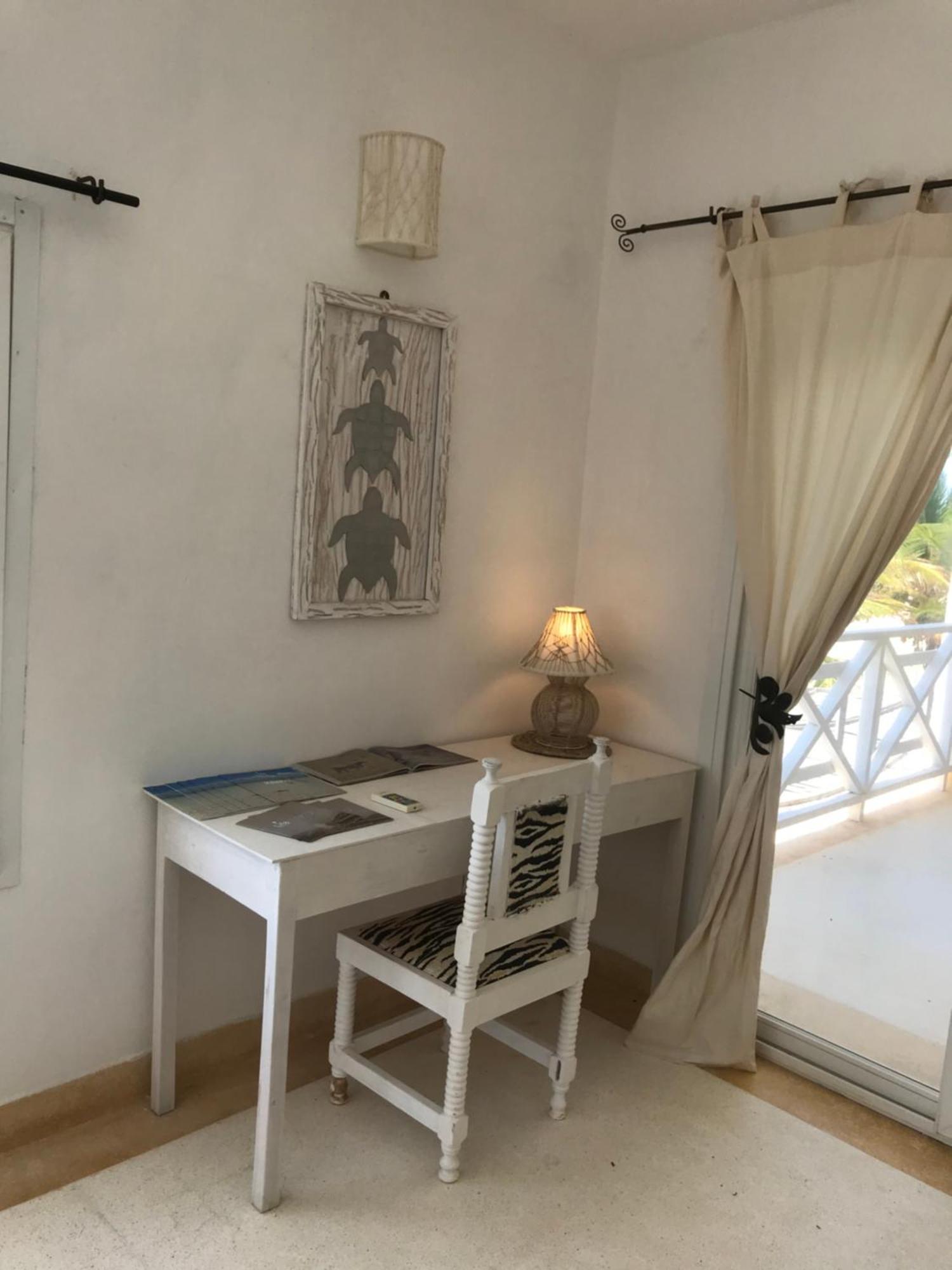 Life Resort St. Thomas Royal Palm Watamu Esterno foto
