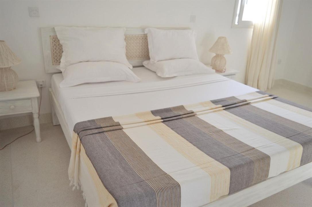 Life Resort St. Thomas Royal Palm Watamu Esterno foto